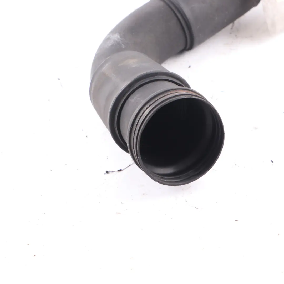 Intake Pipe Hose Line to VW Volkswagen Crafter Intercooler Air with Part number 2E0129615B VW Volkswagen Crafter Intercooler Air Intake Pipe Hose Line - SKU 2E0129615B - Part number 2E0129615B