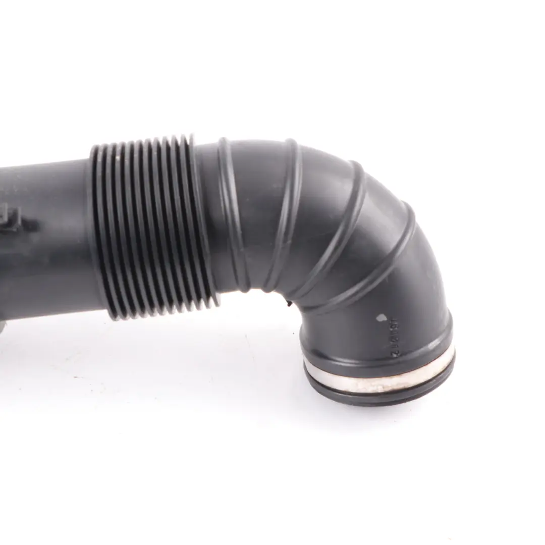 Intake Pipe Hose Line to VW Volkswagen Crafter 1 2.0 TDI Diesel Air with Part number 2E0129615K VW Volkswagen Crafter 1 2.0 TDI Diesel Air Intake Pipe Hose Line - SKU 2E0129615K - Part number 2E0129615K