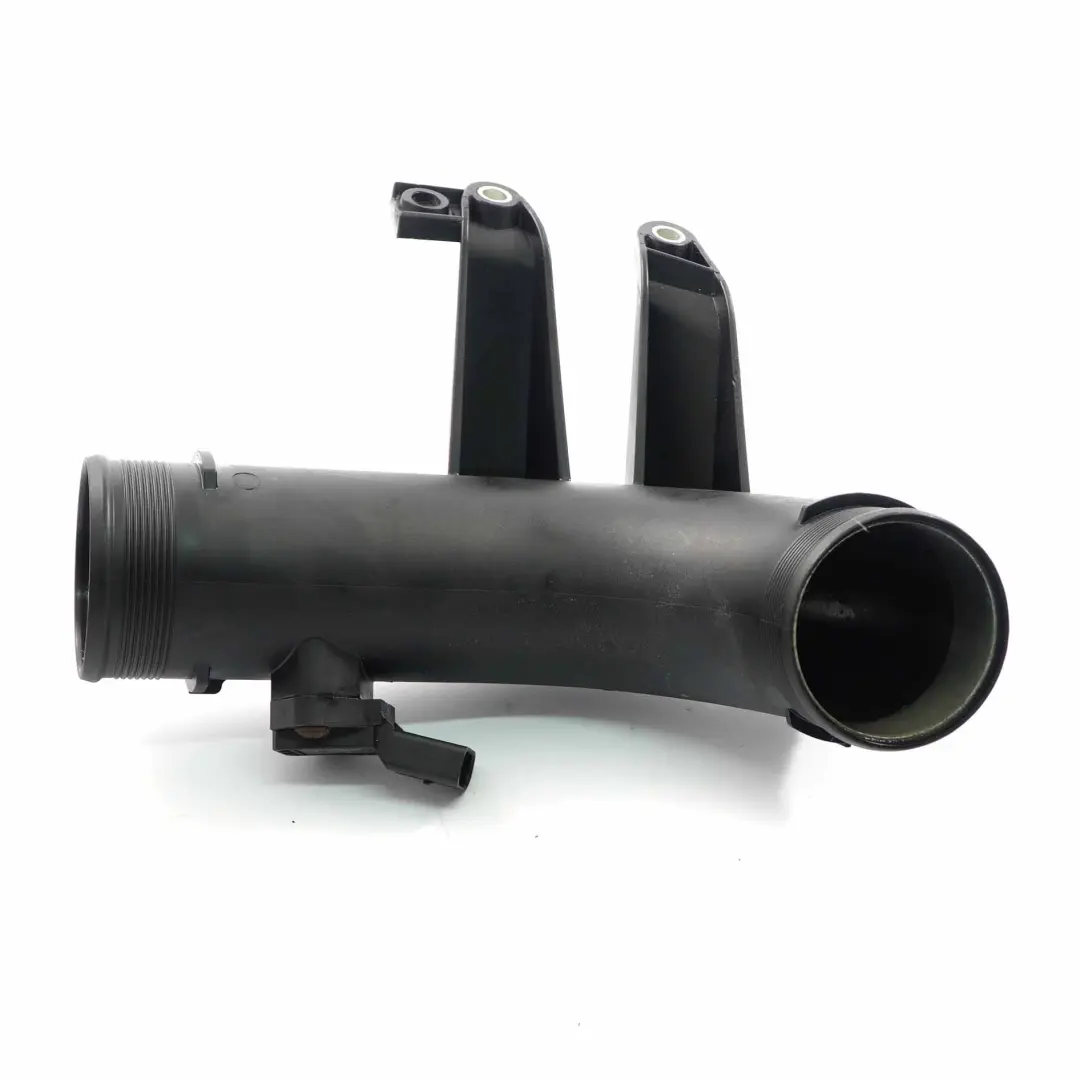 Tuyau admission air turbo refroidisseur diesel pour Volkswagen VW Crafter à propos du numéro de pièce 2E0145762A Volkswagen VW Crafter Tuyau admission air turbo refroidisseur diesel - SKU 2E0145762A - Numéro de pièce 2E0145762A