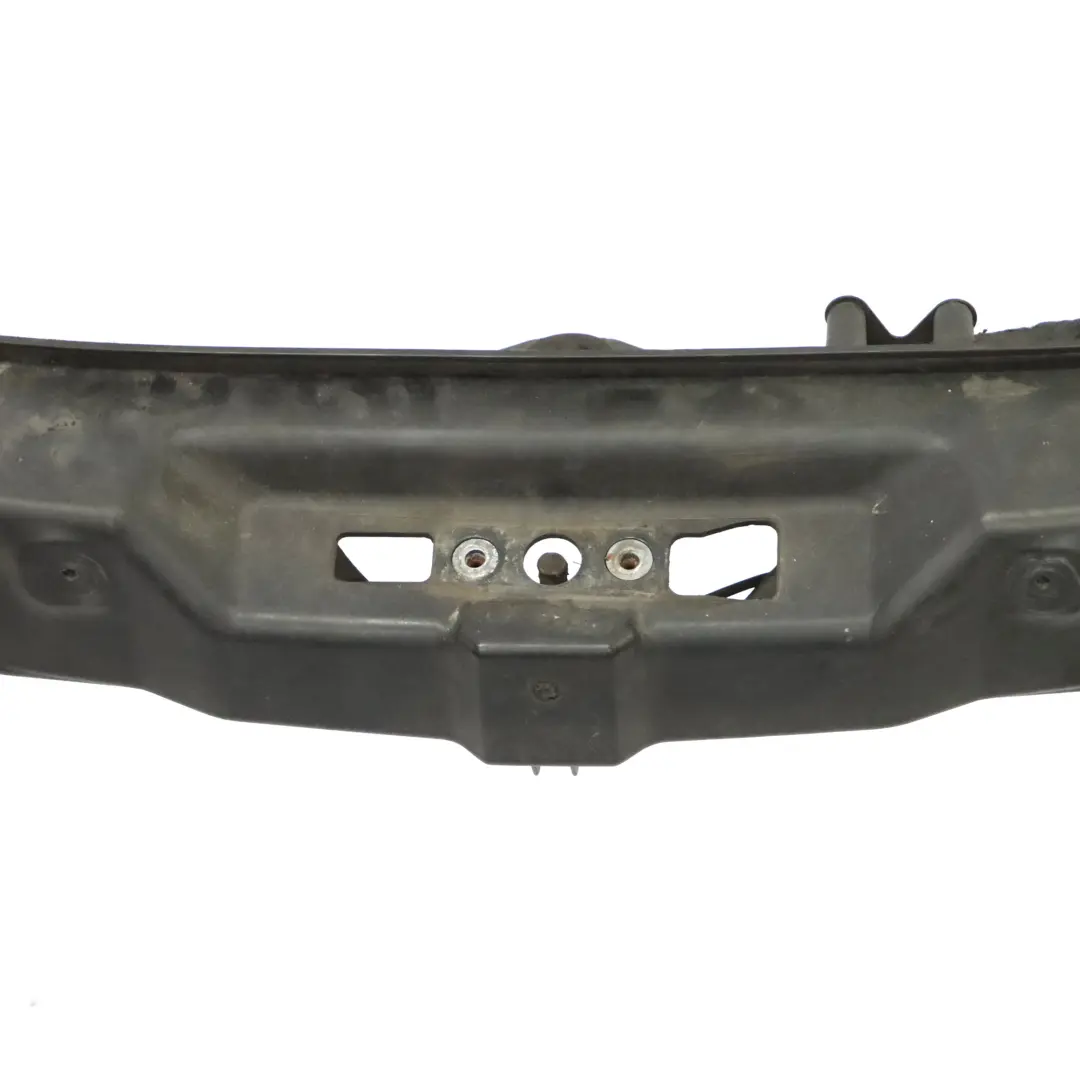 Renfort de carénage de radiateur avant pour Volkswagen VW Crafter à propos du numéro de pièce 2E0805591 Volkswagen VW Crafter Renfort de carénage de radiateur avant - SKU 2E0805591 - Numéro de pièce 2E0805591