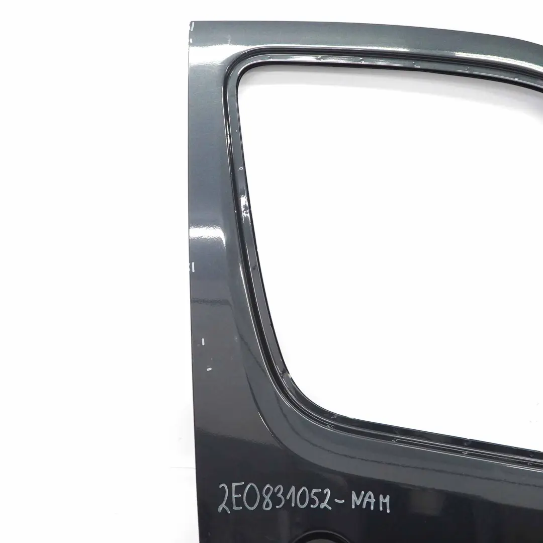 Volkswagen VW Crafter 30-50 Door Front Right O/S Night Black Metallic - H9Z - SKU 2E0831052-NAM - Part number 2E0831051