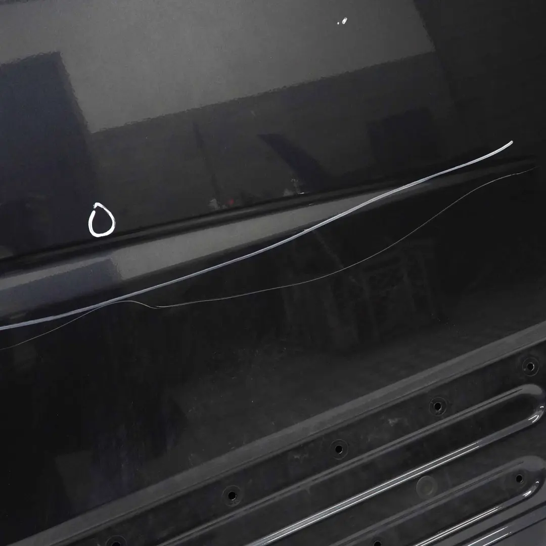 Volkswagen VW Crafter 30-50 Door Front Right O/S Night Black Metallic - H9Z - SKU 2E0831052-NAM - Part number 2E0831051