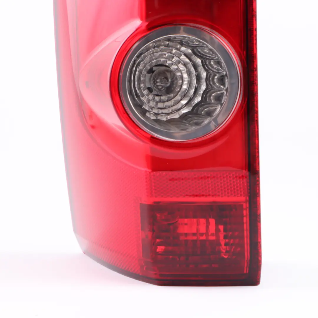 Piloto Trasero Izquierdo Luz Panel Lateral para Volkswagen Crafter 1 con número de pieza 2E0945095 Volkswagen Crafter 1 Piloto Trasero Izquierdo Luz Panel Lateral - SKU 2E0945095 - Número de pieza 2E0945095
