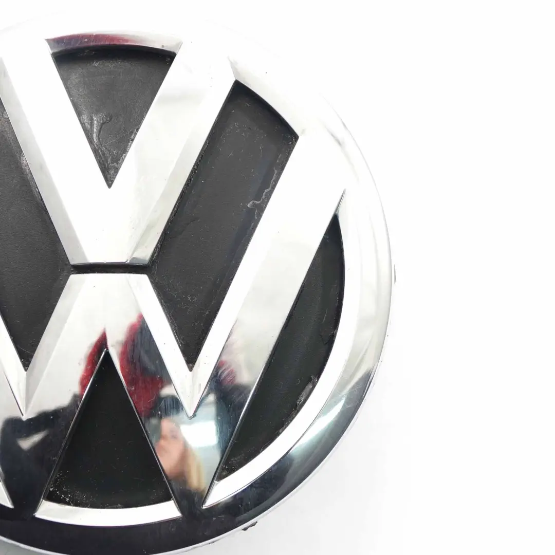 VW Crafter Emblème de coffre arrière Logo de hayon Chromé - SKU 2E1853600A - Numéro de pièce 2E1853600A