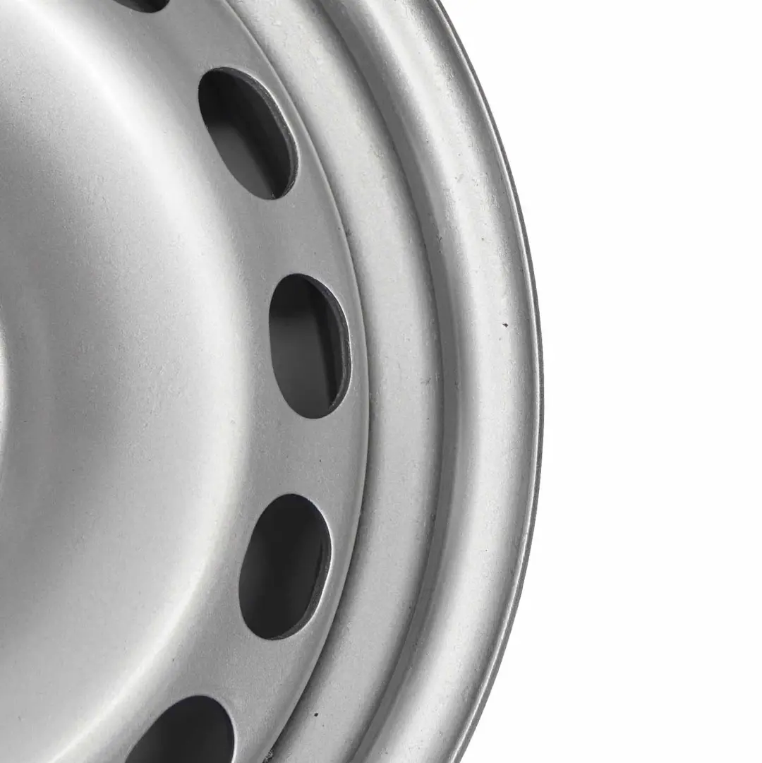 Llanta de acero plateada 15" 6J ET:47 5x112 para VW Volkswagen Caddy con número de pieza 2K0601027B VW Volkswagen Caddy Llanta de acero plateada 15" 6J ET:47 5x112 - SKU 2K0601027B - Número de pieza 2K0601027B