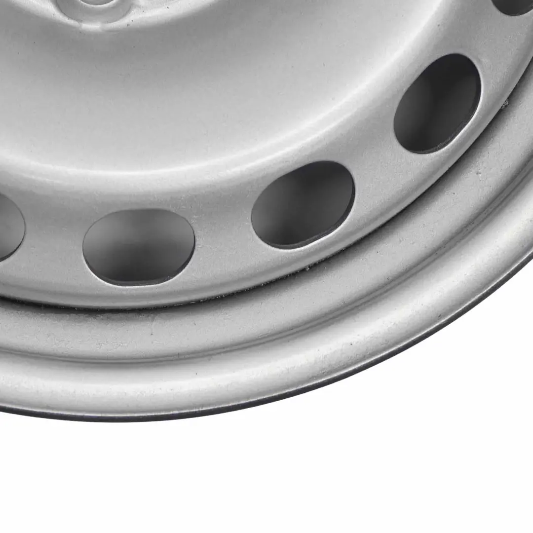 Silber Stahlfelge 15" 6J ET:47 5x112 für VW Volkswagen Caddy mit Teilenummer 2K0601027B VW Volkswagen Caddy Silber Stahlfelge 15" 6J ET:47 5x112 - SKU 2K0601027B - Teilenummer 2K0601027B