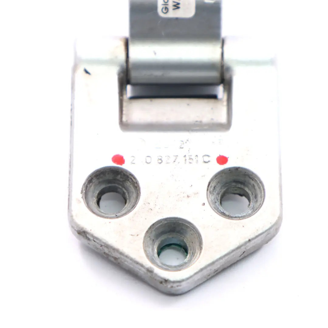 VW Caddy MK3 Charnière de porte arrière gauche Reflex Silver - SKU 2K0827151C - Numéro de pièce 2K0827151C