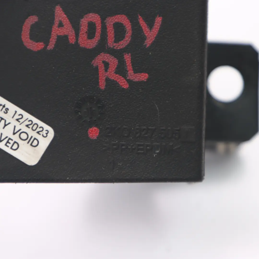 VW Volkswagen Caddy Zatrzask Tylnych Drzwi Załadunkowych Lewy - SKU 2K0827505J - Numer Części 2K0827505J