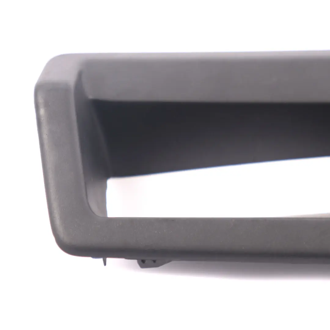 Poignée intérieure de porte coulissante gauche pour VW Volkswagen Caddy à propos du numéro de pièce 2K0843187C VW Volkswagen Caddy Poignée intérieure de porte coulissante gauche - SKU 2K0843187C - Numéro de pièce 2K0843187C