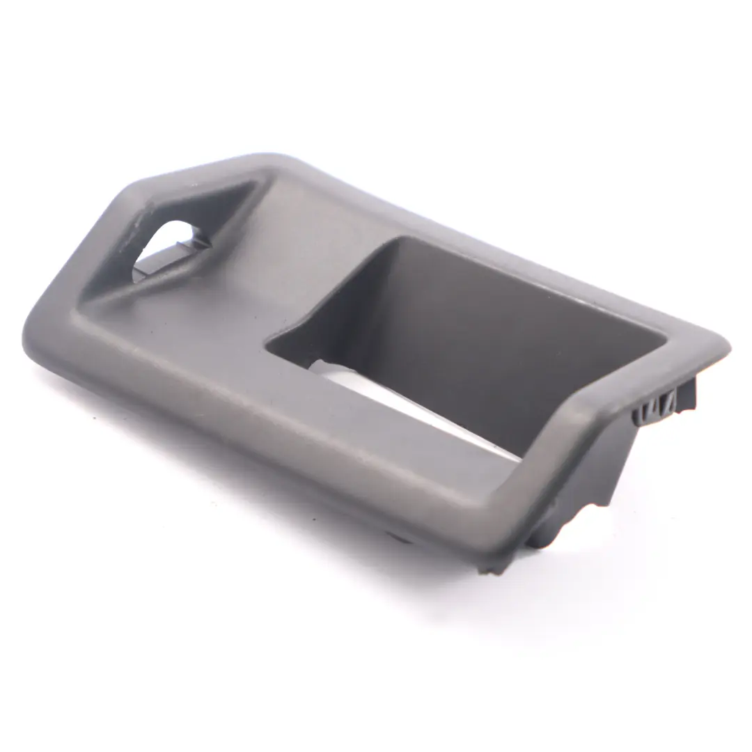 Maniglia interna porta scorrevole copertura trim sinistra per VW Caddy con numero di parte 2K0843187C VW Caddy Maniglia interna porta scorrevole copertura trim sinistra - SKU 2K0843187C - Numero di parte 2K0843187C