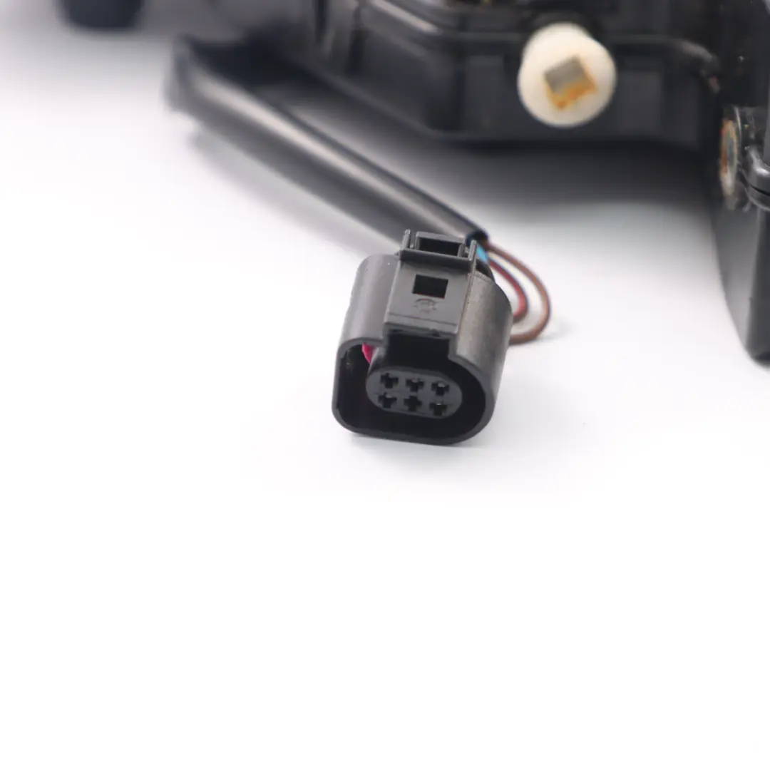 Sliding Door Lock Side Left N/S Latch Mechanism to VW Volkswagen Caddy with Part number 2K0843653BD VW Volkswagen Caddy Sliding Door Lock Side Left N/S Latch Mechanism - SKU 2K0843653BD - Part number 2K0843653BD