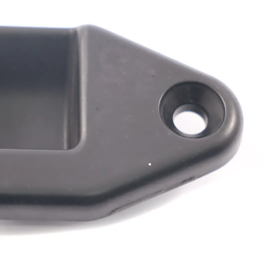 MK3 Piastra di bloccaggio Pin di caricamento laterale porta per VW Caddy con numero di parte 2K0843667A VW Caddy MK3 Piastra di bloccaggio Pin di caricamento laterale porta - SKU 2K0843667A - Numero di parte 2K0843667A