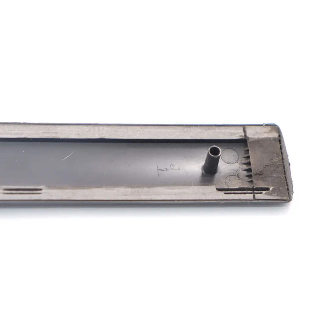 VW Caddy Listwa Ozdobna Drzwi Przednia Prawa Panel Ozdobny - SKU 2K0853516E - Numer Części 2K0853516E