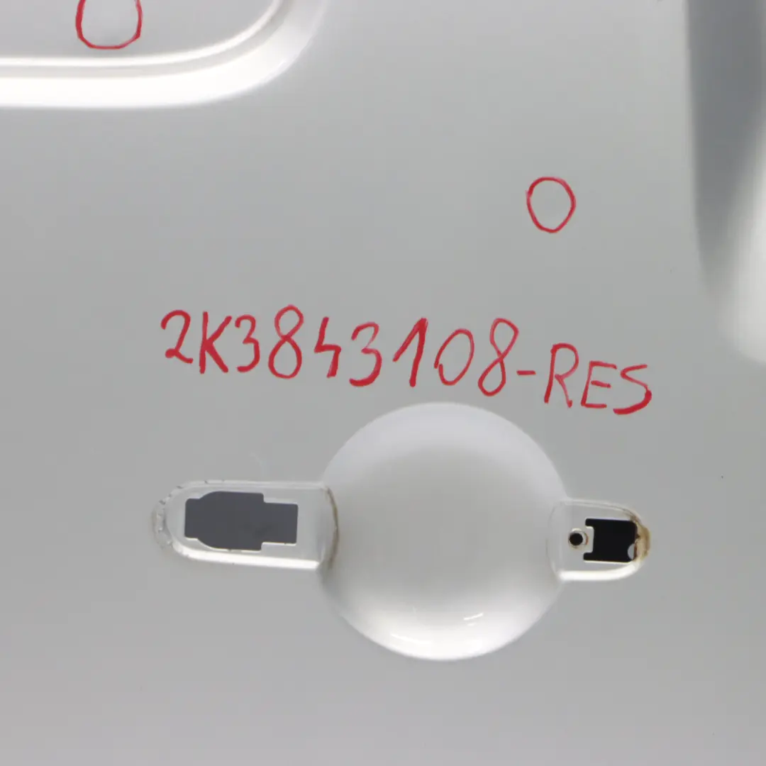 Sliding Door Rear Right O/S Side Door Reflex Silver - LA7W to Volkswagen VW Caddy with Part number 2K3843108 Volkswagen VW Caddy Sliding Door Rear Right O/S Side Door Reflex Silver - LA7W - SKU 2K3843108-RES - Part number 2K3843108