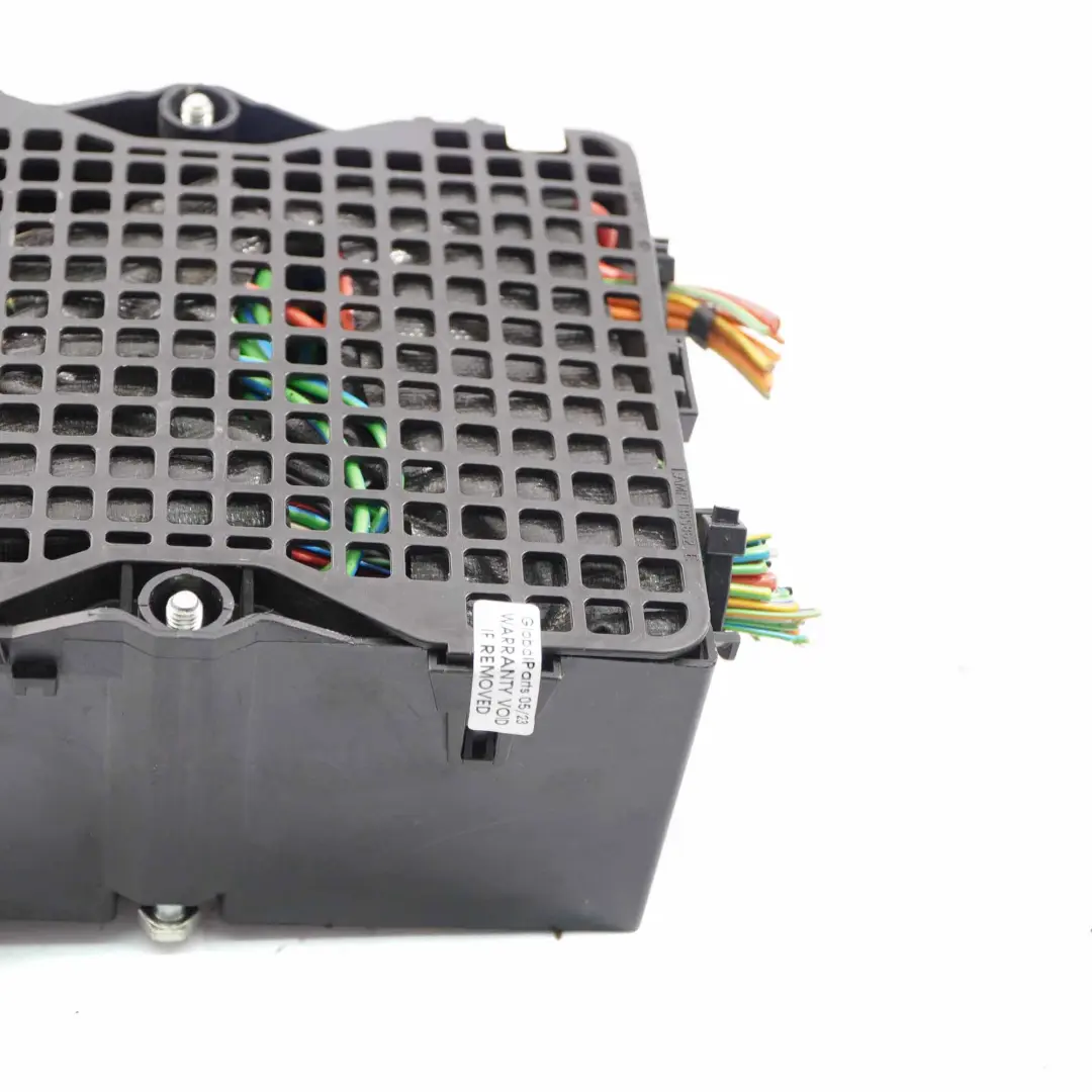 Ford Transit Connect Boîte à fusibles Distribution énergie Relais - SKU 2S6T-14A073-AC - Numéro de pièce 2S6T-14A073-AC