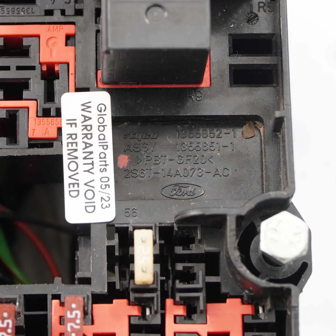 Ford Transit Connect Boîte à fusibles Distribution énergie Relais - SKU 2S6T-14A073-AC - Numéro de pièce 2S6T-14A073-AC