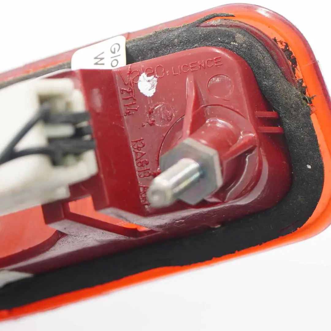Ford Transit Connect Tercera Luz Freno Luz de Freno Trasera Adicional - SKU 2T1413A613 - Número de pieza 2T1413A613