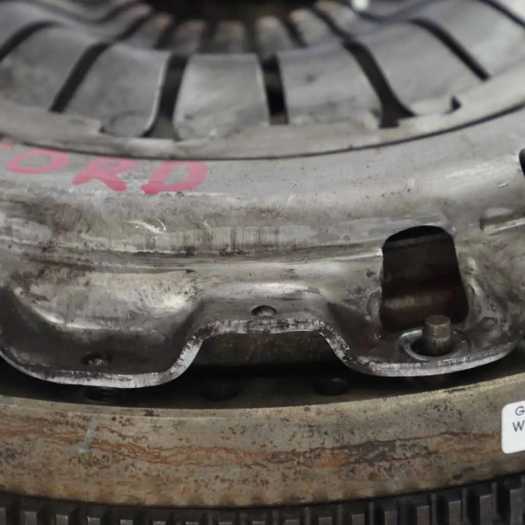 Ford Transit Connect 1.8 TDCi Kit de embrague de doble masa manual - SKU 2T147563AF - Número de pieza 2T147563AF