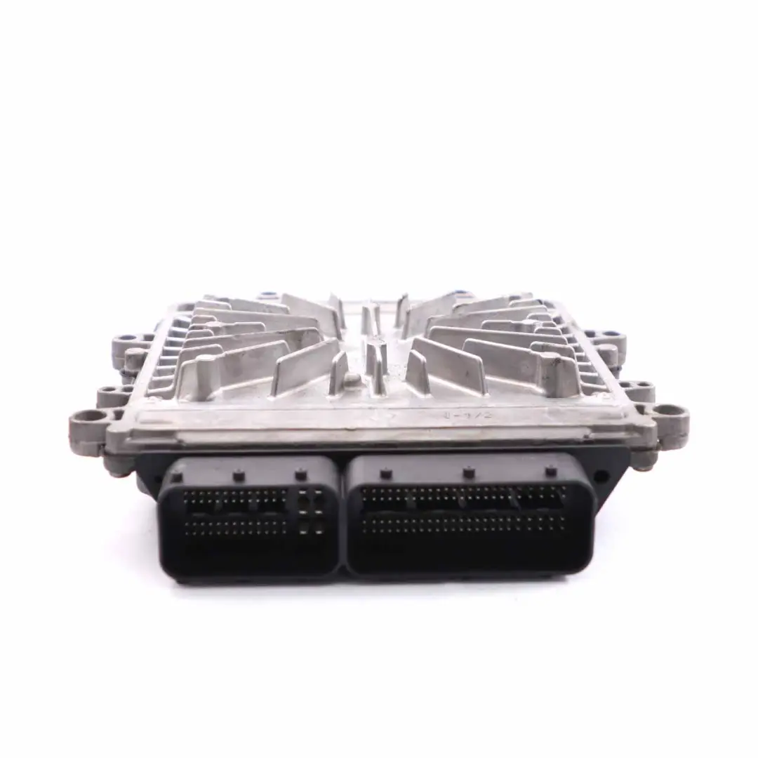 D5244T4 Diesel Modulo di controllo motore ECU Automatico per Volvo V70 2.4 con numero di parte 30729826A Volvo V70 2.4 D5244T4 Diesel Modulo di controllo motore ECU Automatico - SKU 30729826A - Numero di parte 30729826A