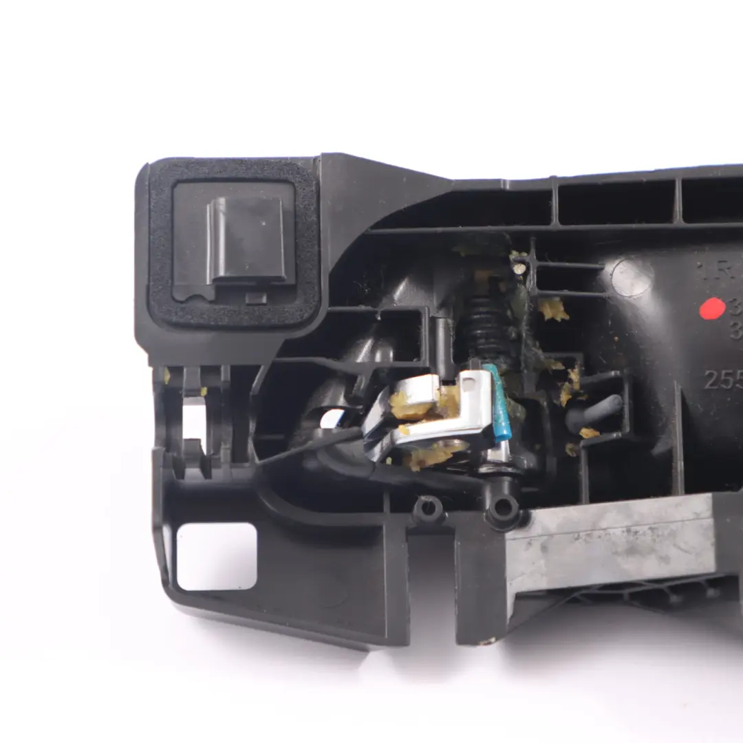 Klamka Drzwi Prawy Tył Wewnętrzna do Peugeot 308 o numerze 311337 Peugeot 308 Klamka Drzwi Prawy Tył Wewnętrzna - SKU 311337 - Numer Części 311337