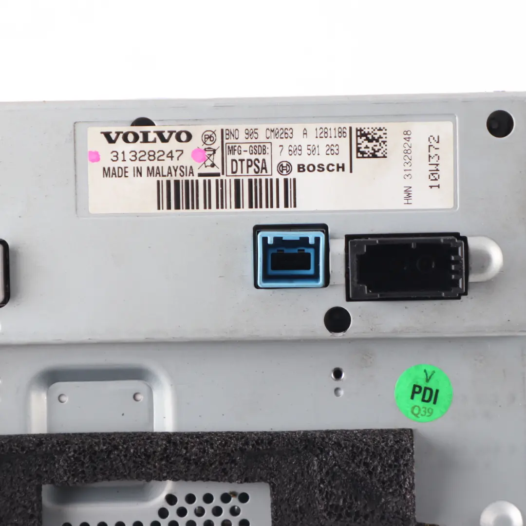 Display Screen Volvo S60 V60 II Multimedia Navigation Dashboard Unit to with Part number 31328247 Display Screen Volvo S60 V60 II Multimedia Navigation Dashboard Unit - SKU 31328247 - Part number 31328247