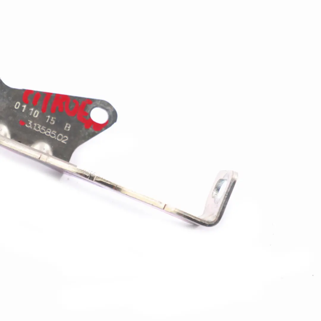 Citroen C4 1.6 HDI Motor AGR Ventil Halterung Halter Träger für mit Teilenummer 31358502 Citroen C4 1.6 HDI Motor AGR Ventil Halterung Halter Träger - SKU 31358502 - Teilenummer 31358502