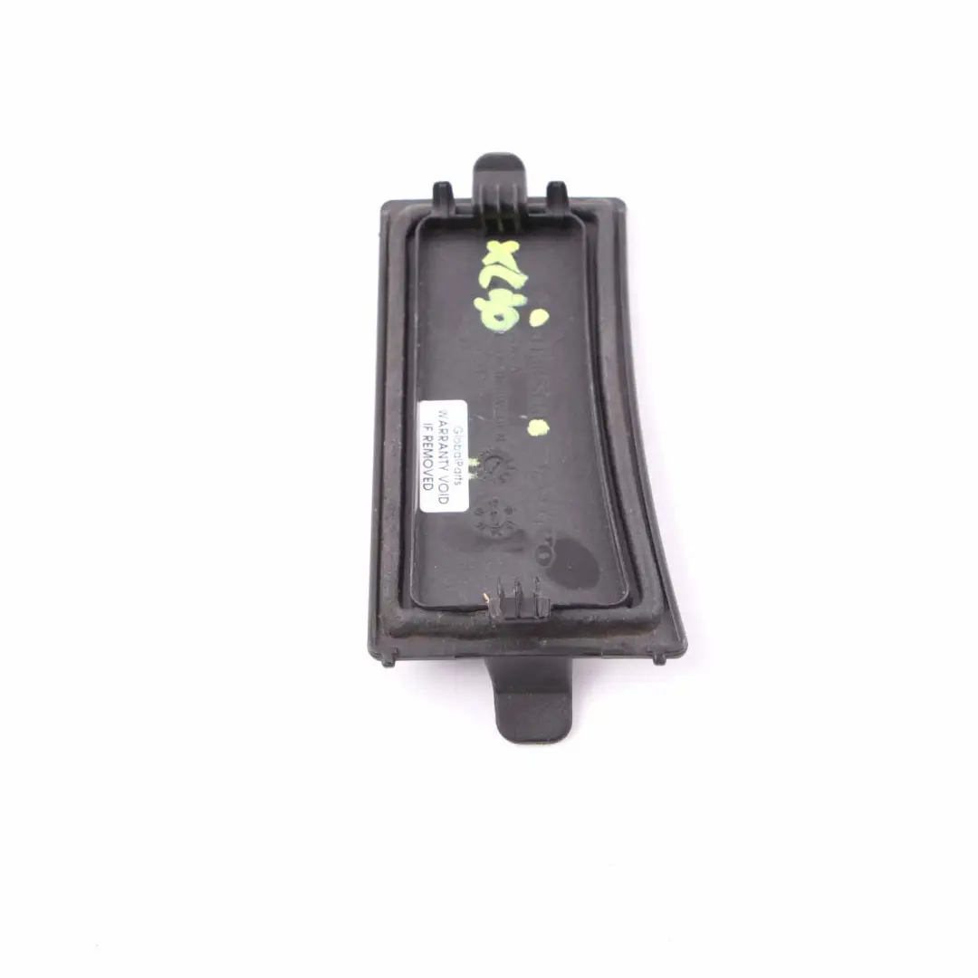 Bay Part Trim Bracket to VOLVO XC90 Engine with Part number 31385840 VOLVO XC90 Engine Bay Part Trim Bracket - SKU 31385840 - Part number 31385840