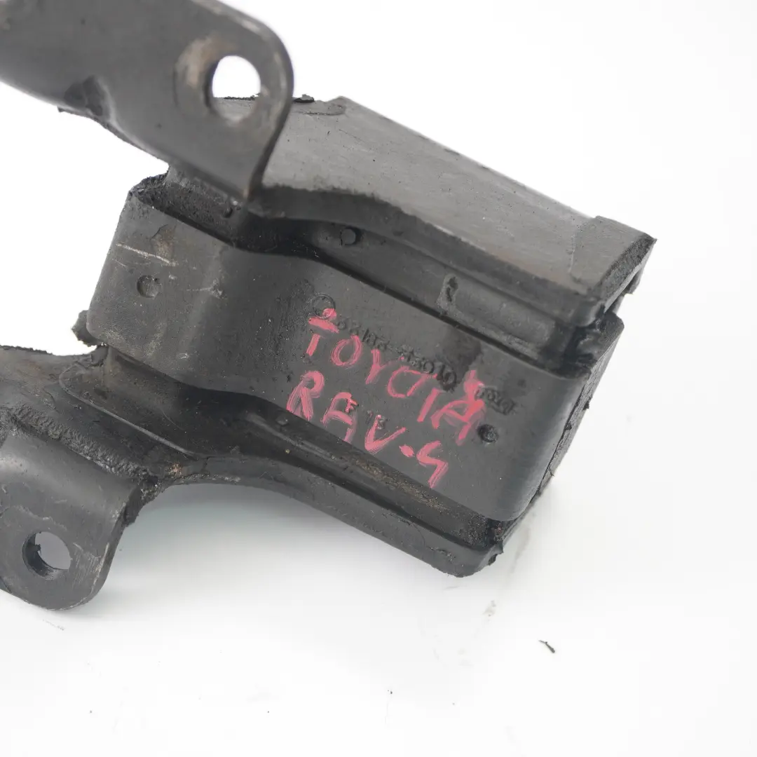 Toyota RAV4 Mocowanie Reduktora - SKU 33183-33010 - Numer Części 33183-33010