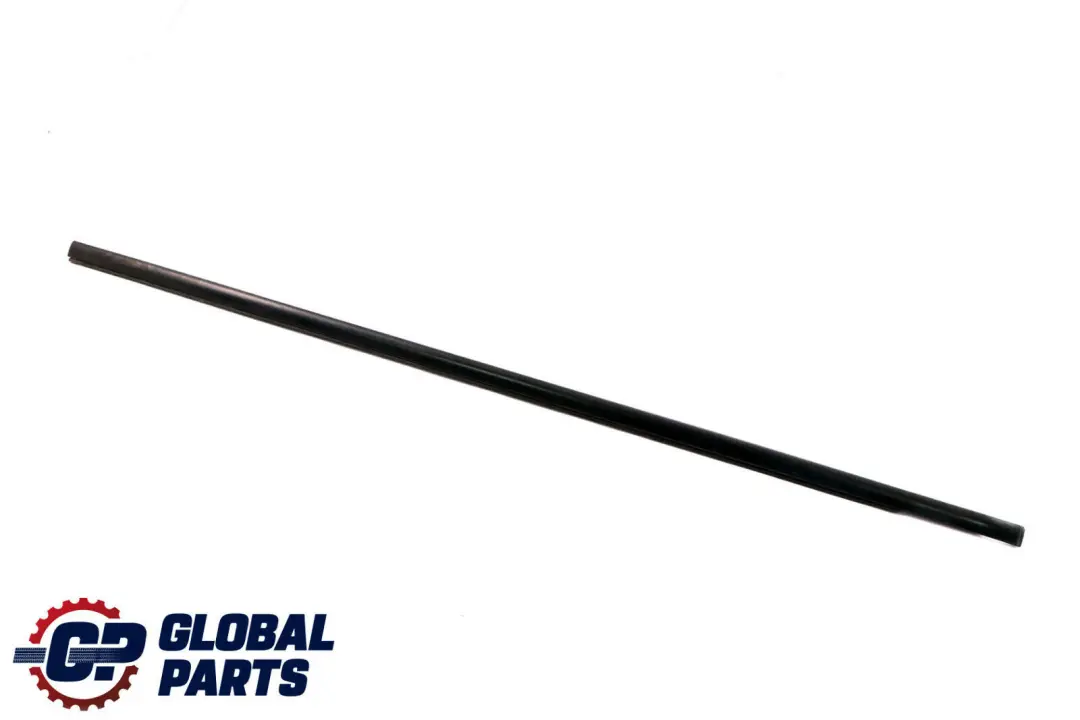 Listwa Szyby Drzwi Prawa Prawy Przód do BMW E83 X3 o numerze 3330178 BMW E83 X3 Listwa Szyby Drzwi Prawa Prawy Przód - SKU 3330178 - Numer Części 3330178