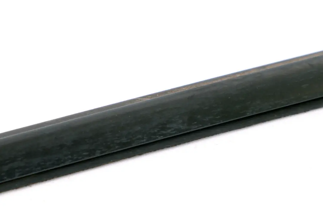 Plaque D'egout Porte Exterieur Arriere Gauche Noir Mat pour BMW X3 E83 à propos du numéro de pièce 3330181 BMW X3 E83 Plaque D'egout Porte Exterieur Arriere Gauche Noir Mat - SKU 3330181 - Numéro de pièce 3330181