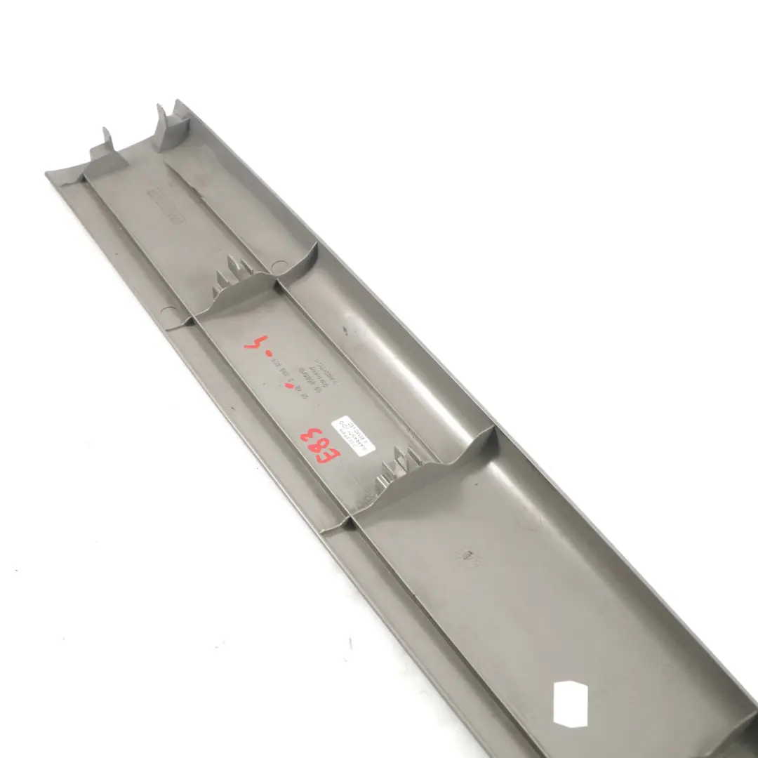 BMW X3 E83 4 Cache panneau superieur arriere Gris - SKU 3330857-4 - Numéro de pièce 3330857