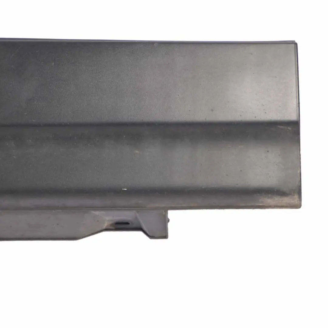 Puerta Derecha Faldon Lateral Cubierta Panel Imprimado para BMW X3 E83 con número de pieza 3330866 BMW X3 E83 Puerta Derecha Faldon Lateral Cubierta Panel Imprimado - SKU 3330866 - Número de pieza 3330866