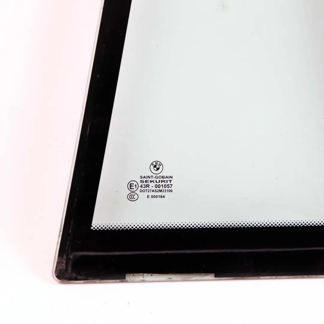 Lado Trasero Izquierdo Cristal Fijo Verde Ventana AS2 para BMW E83 con número de pieza 3332819 BMW E83 Lado Trasero Izquierdo Cristal Fijo Verde Ventana AS2 - SKU 3332819 - Número de pieza 3332819