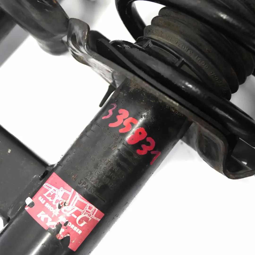 Land Rover Freelander 2 KYB Rear Left Right Shock Absorber Spring Strut Set - SKU 335831 - Part number 335831