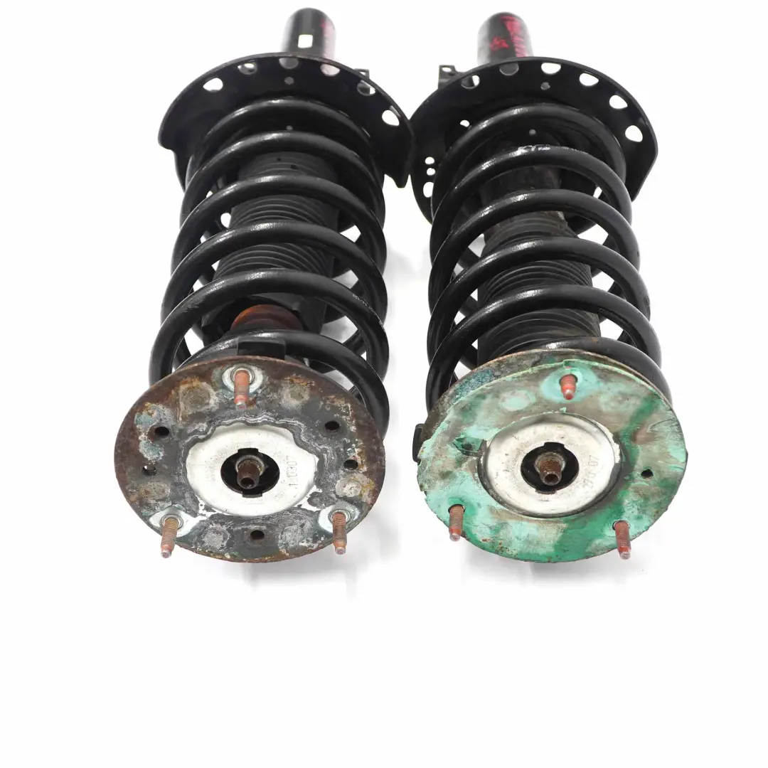 Land Rover Freelander 2 KYB Rear Left Right Shock Absorber Spring Strut Set - SKU 335831 - Part number 335831