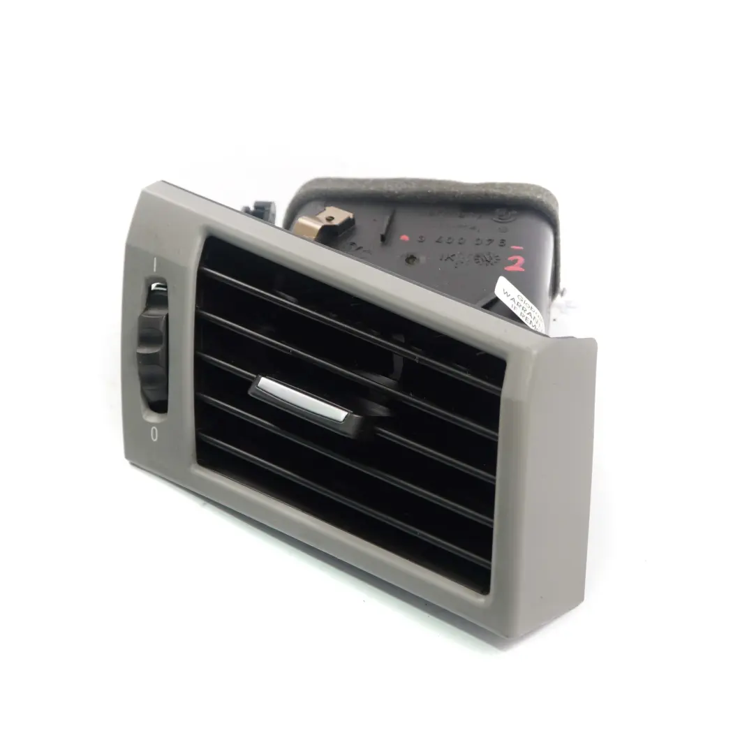 Dashboard Dash Air Vent Grille Right O/S Grey to BMW X3 Series E83 2 with Part number 3400076 BMW X3 Series E83 2 Dashboard Dash Air Vent Grille Right O/S Grey - SKU 3400076-2 - Part number 3400076
