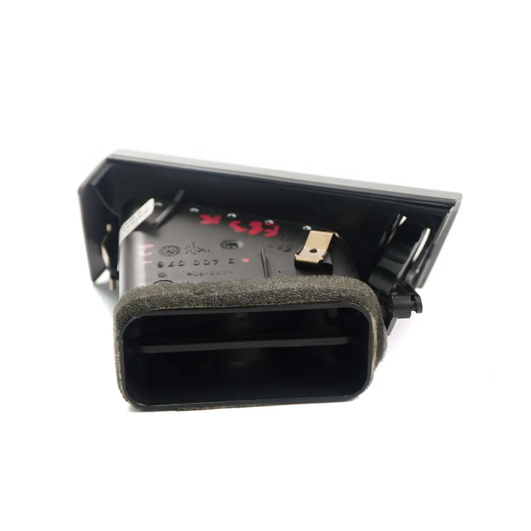 Kratka nawiew wlot powietrza prawa do BMW E83 X3 o numerze 3400076 BMW E83 X3 Kratka nawiew wlot powietrza prawa - SKU 3400076-2 - Numer Części 3400076