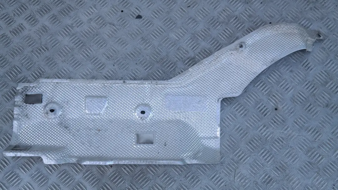 HEAT SHIELD RESISTANT PLATE RIGHT O/S ENGINE SUPPORT to BMW X3 SERIES E83 with Part number 3400175 BMW X3 SERIES E83 HEAT SHIELD RESISTANT PLATE RIGHT O/S ENGINE SUPPORT - SKU 3400175 - Part number 3400175