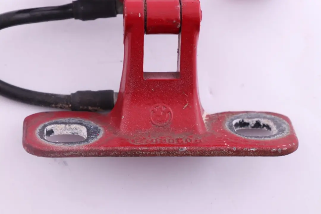 Boot Trunk Lid Tailgate Left N/S Hinge Karmesinrot Red to BMW X3 Series E83 with Part number 3400377 BMW X3 Series E83 Boot Trunk Lid Tailgate Left N/S Hinge Karmesinrot Red - SKU 3400377-KAR - Part number 3400377