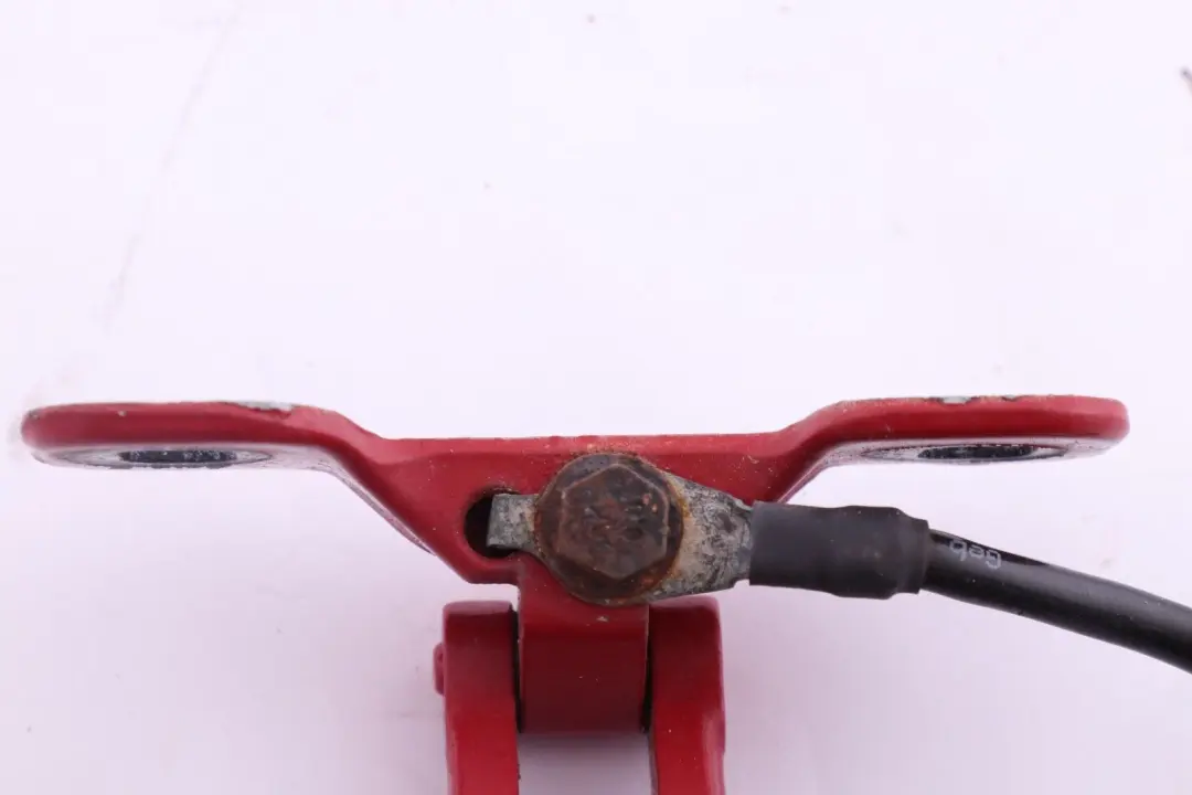 Boot Trunk Lid Tailgate Left N/S Hinge Karmesinrot Red to BMW X3 Series E83 with Part number 3400377 BMW X3 Series E83 Boot Trunk Lid Tailgate Left N/S Hinge Karmesinrot Red - SKU 3400377-KAR - Part number 3400377