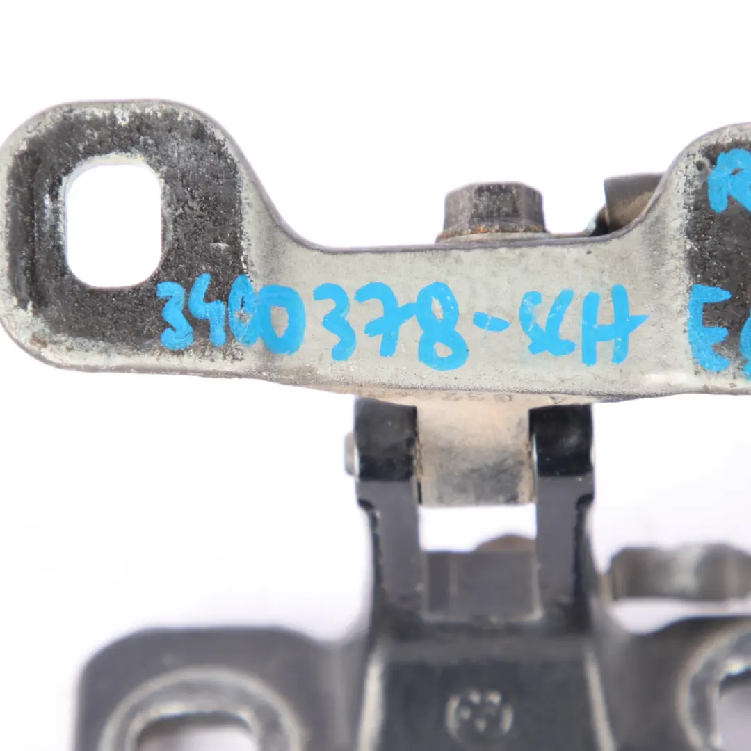 Boot Trunk Lid Tailgate Hinge Right Schwarz 2 Black 668 to BMW X3 E83 with Part number 3422368 BMW X3 E83 Boot Trunk Lid Tailgate Hinge Right Schwarz 2 Black 668 - SKU 3400378-SCH - Part number 3422368