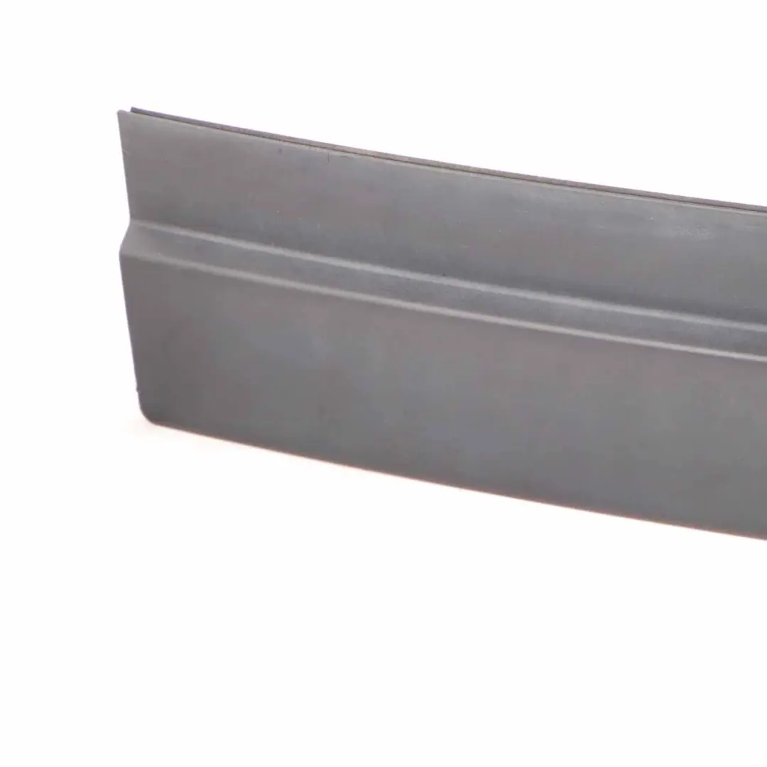 Couverture Hayon Dessous Noir pour BMW X3 E83 à propos du numéro de pièce 3400393 BMW X3 E83 Couverture Hayon Dessous Noir - SKU 3400393 - Numéro de pièce 3400393