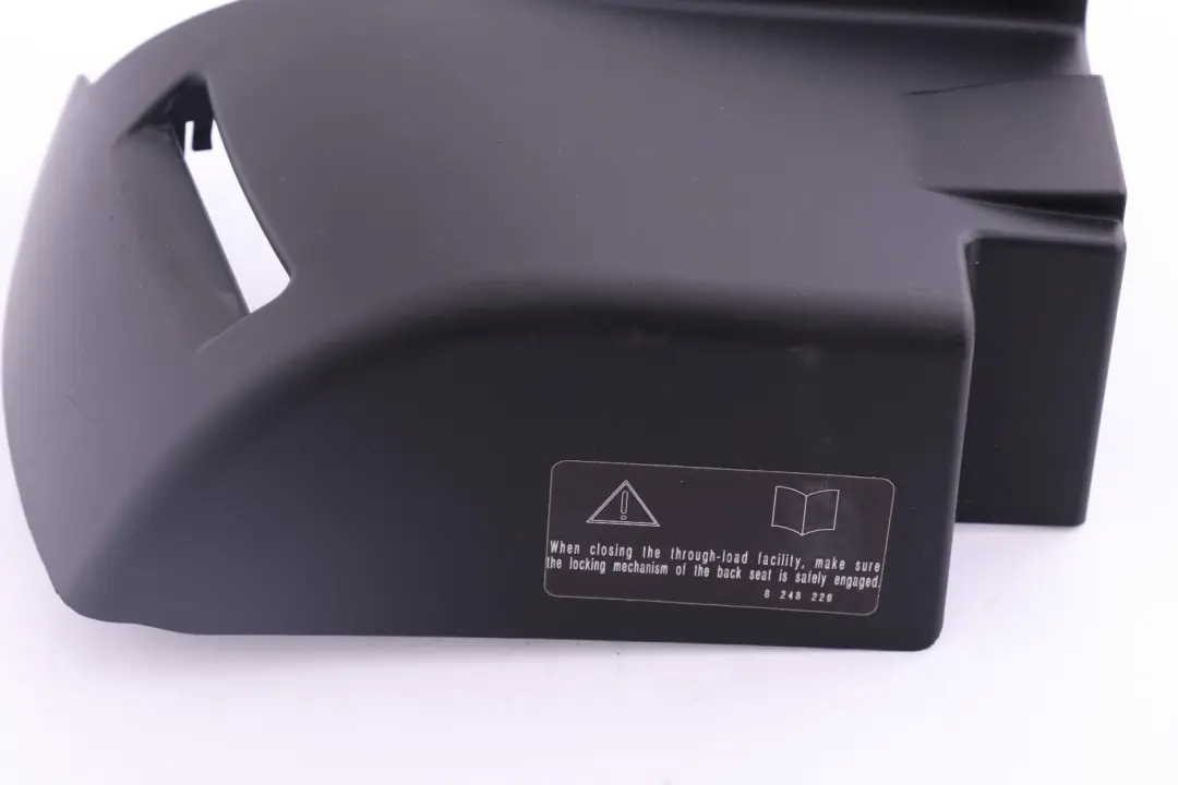 BMW X3 E83 Osłona Obudowa Pasa Bezpieczeństwa Prawy Tył - SKU 3400512 - Numer Części 3400512