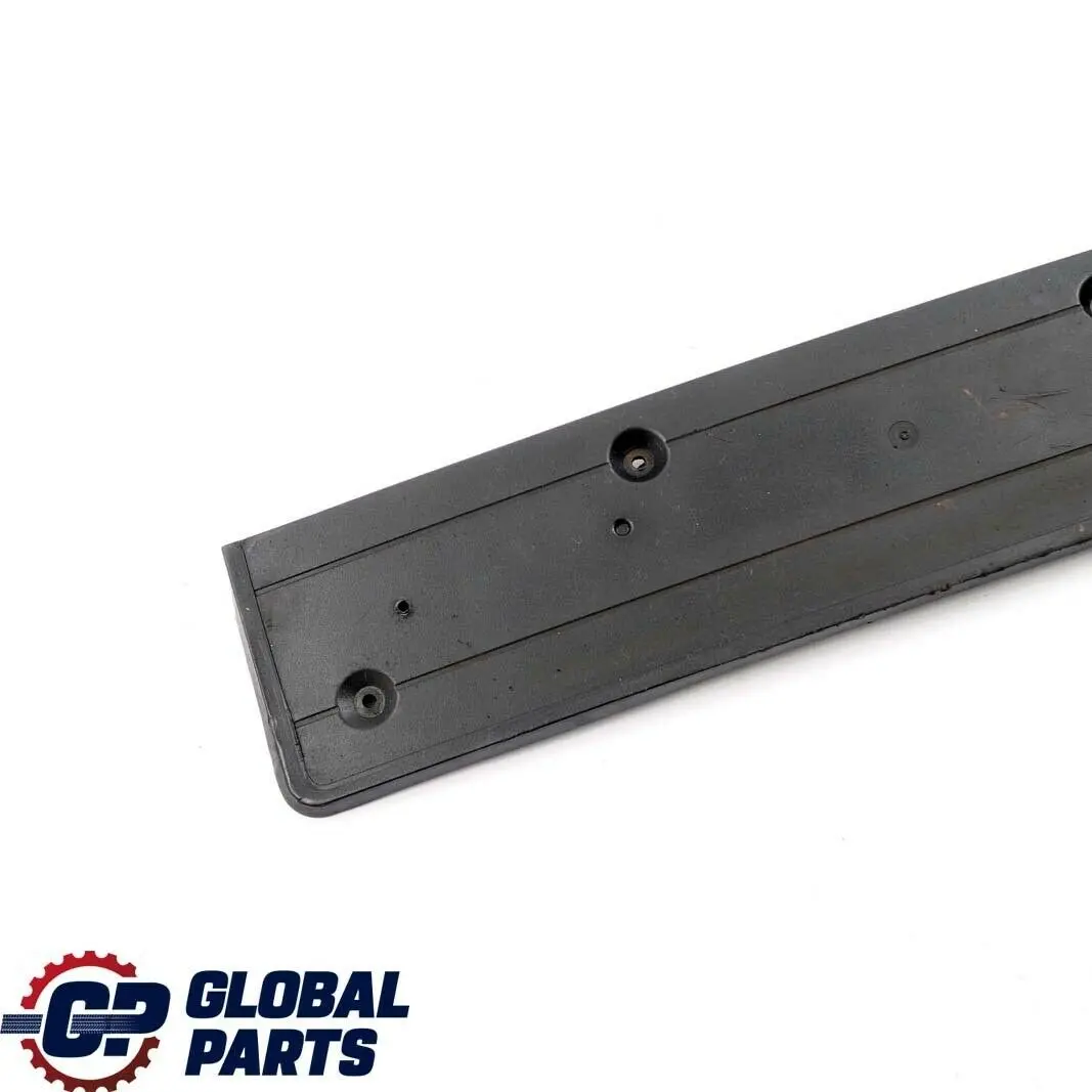 Ramka Osłona Tablicy Rejestracyjnej do BMW X3 E83 o numerze 3400913 BMW X3 E83 Ramka Osłona Tablicy Rejestracyjnej - SKU 3400913 - Numer Części 3400913