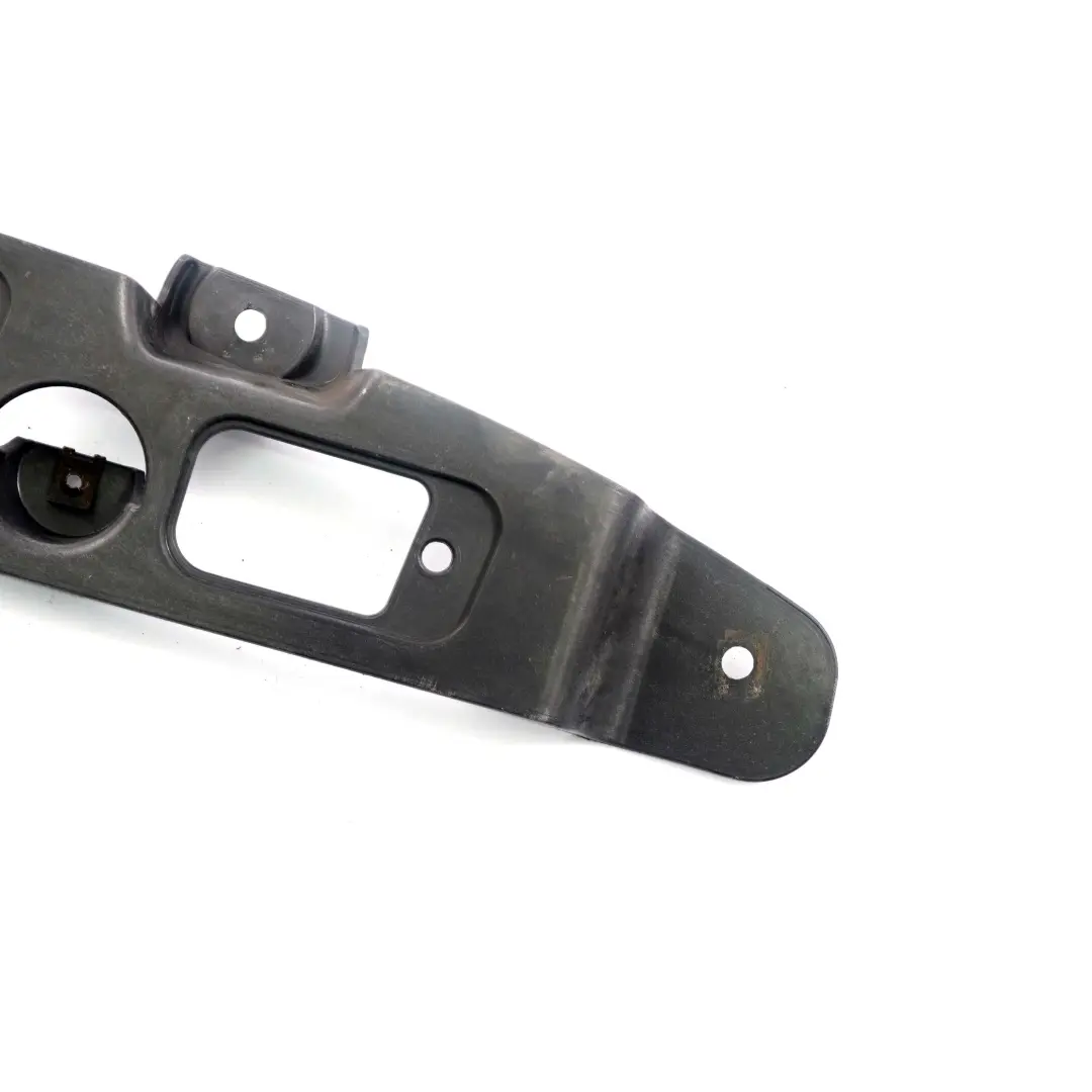 Soporte De montaje parachoques trasero derecho para BMW E83 con número de pieza 3400958 BMW E83 Soporte De montaje parachoques trasero derecho - SKU 3400958 - Número de pieza 3400958