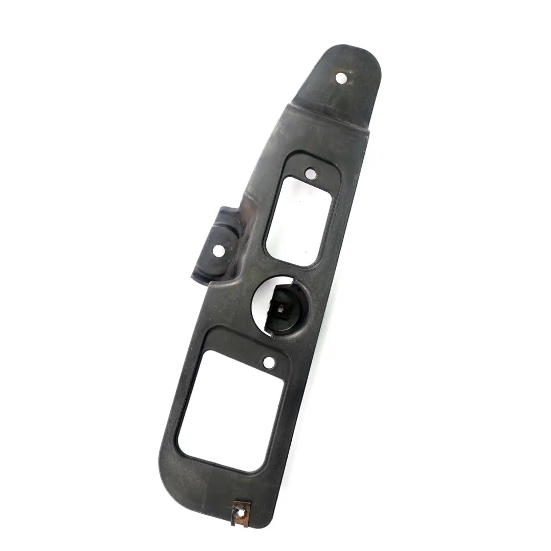 Soporte De montaje parachoques trasero derecho para BMW E83 con número de pieza 3400958 BMW E83 Soporte De montaje parachoques trasero derecho - SKU 3400958 - Número de pieza 3400958