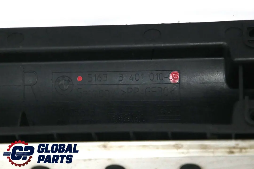 Refuerzo Panel Faldón Umbral Puerta Lado Derecho para BMW X3 E83 con número de pieza 3401010 BMW X3 E83 Refuerzo Panel Faldón Umbral Puerta Lado Derecho - SKU 3401010 - Número de pieza 3401010