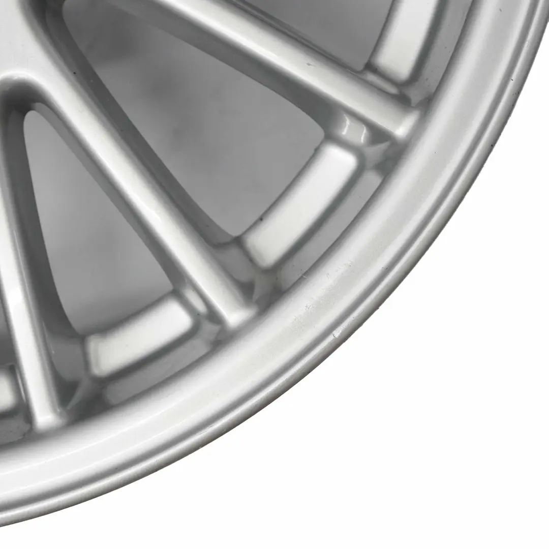 Jante en alliage leger argente 17" a rayons en V 110 ET:37 7J pour BMW X3 E83 à propos du numéro de pièce 3401198 BMW X3 E83 Jante en alliage leger argente 17" a rayons en V 110 ET:37 7J - SKU 3401198-2 - Numéro de pièce 3401198