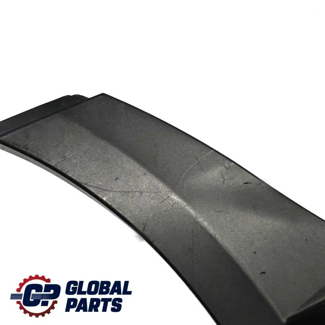 Carenatura Poggia Piedi Anteriore Destro per BMW X3 E83 con numero di parte 3401810 BMW X3 E83 Carenatura Poggia Piedi Anteriore Destro - SKU 3401810 - Numero di parte 3401810