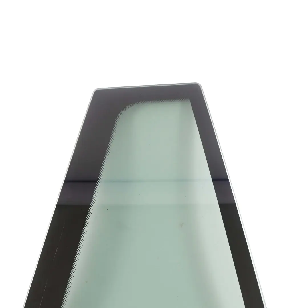 Lado Trasero Derecho Cristal Fijo Negro Ventana AS3 para BMW E83 con número de pieza 3401818 BMW E83 Lado Trasero Derecho Cristal Fijo Negro Ventana AS3 - SKU 3401818-1 - Número de pieza 3401818